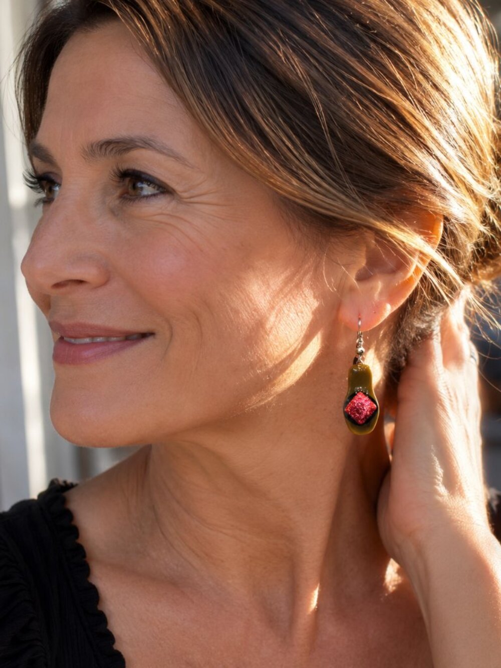 Elegant Olive and Magenta Fused Glass Earrings - Picture 1 of 2